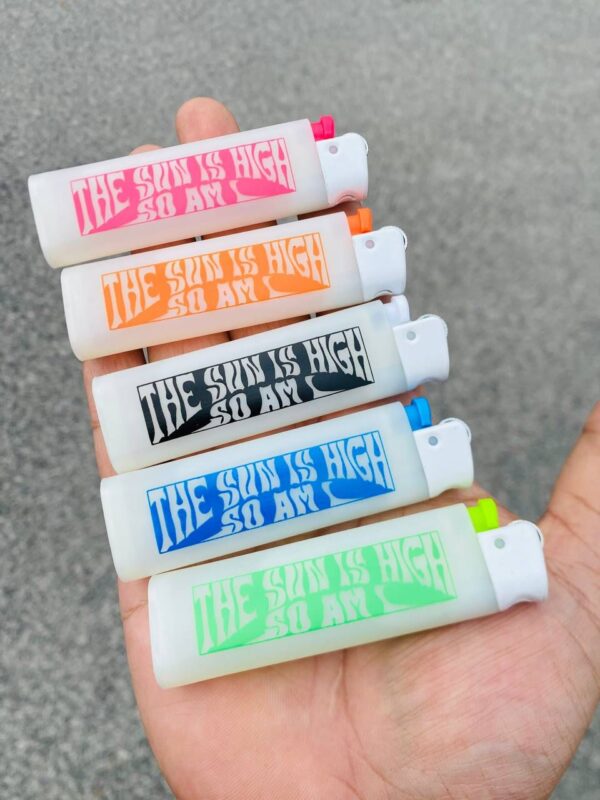 2b3364a5-7697-4ac6-9292-8ebd2bd9ac66 LIGHTER CRICKET X SLSHCO -THE SUN IS HIGH SO AM I