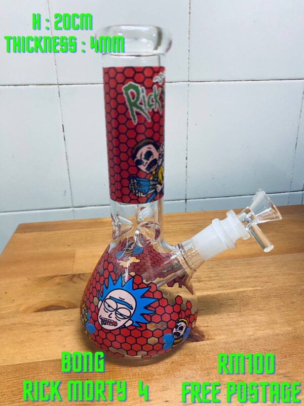 GLASS BONG RICK MORTY 4 20CM