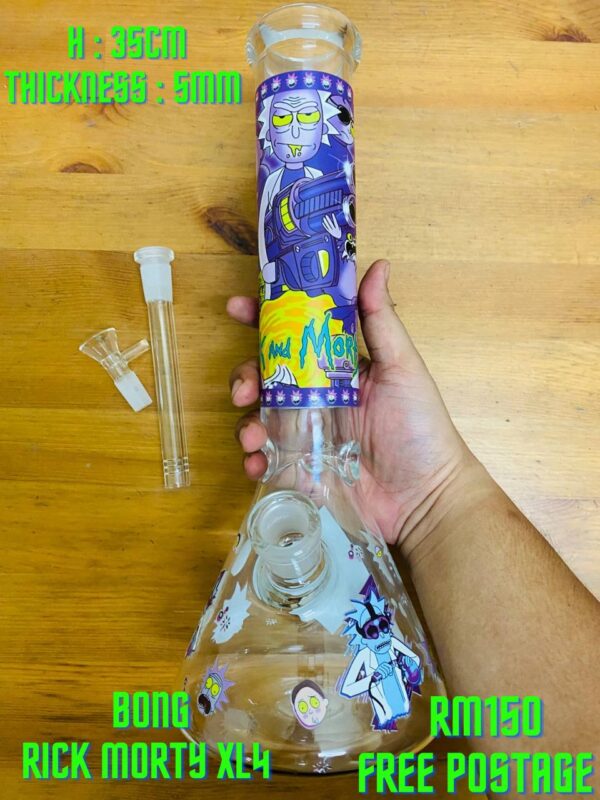 GLASS BONG RICK MORTY XL4 35CM