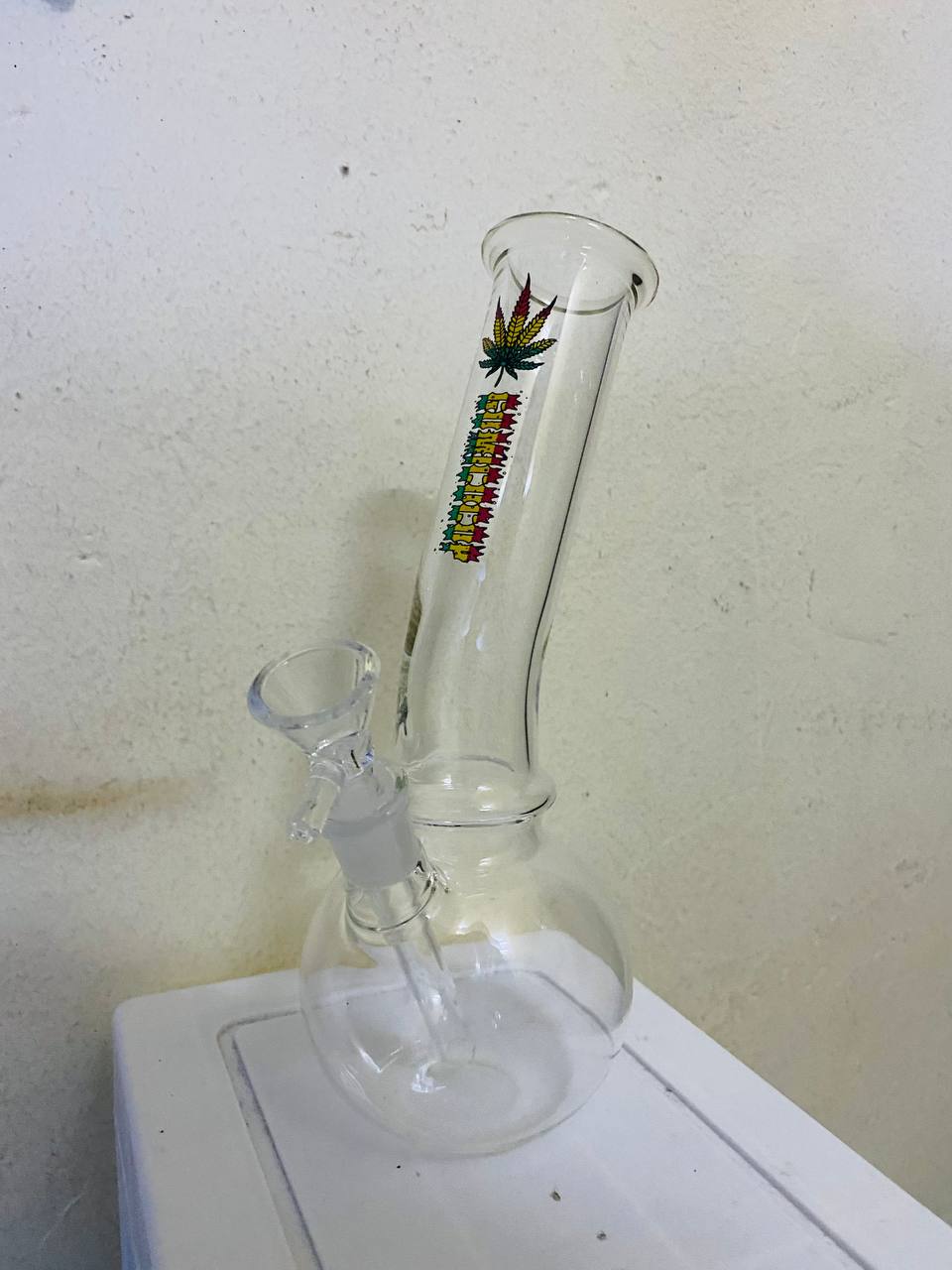 GLASS BONG LEAF RASTA GOMICOCOP 20CM - Image 3