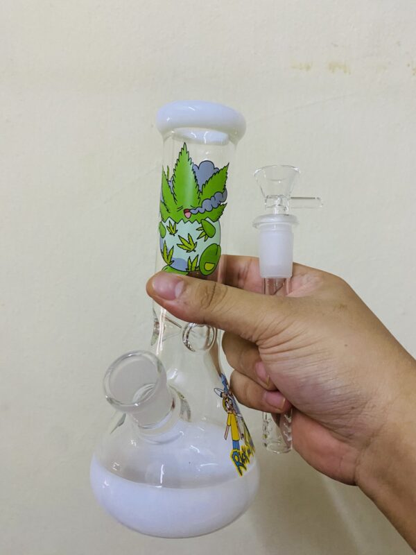 GLASS BONG RICK MORTY AND FRIENDS (BABYWEED) 20CM